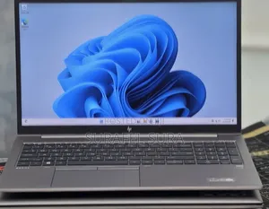 New Laptop HP ZBook 15 16GB Intel Core i5 SSD 512GB