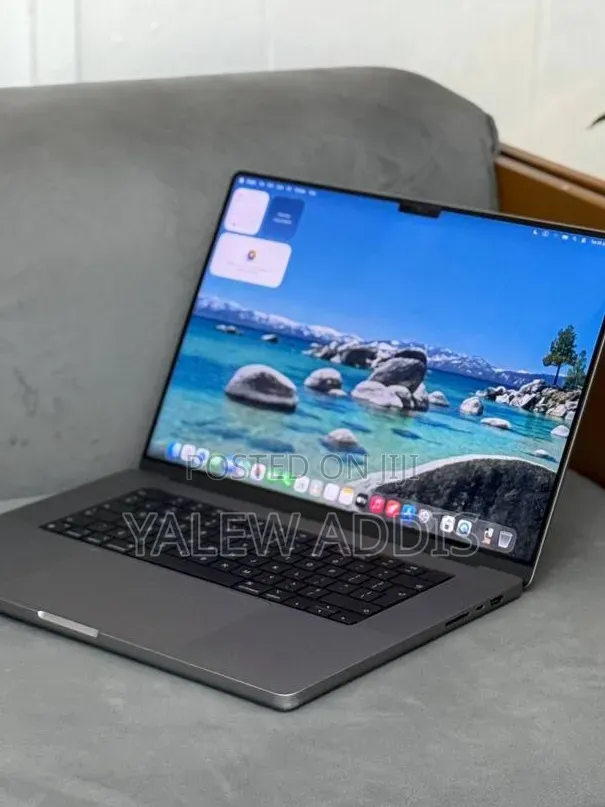 New Laptop Apple MacBook Pro 2020 M1 32GB Apple M1 SSD 512GB