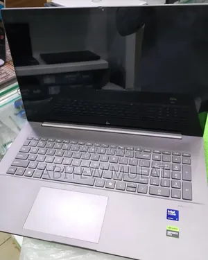 New Laptop HP Envy 17 16GB Intel Core Ultra 7 SSD 1T
