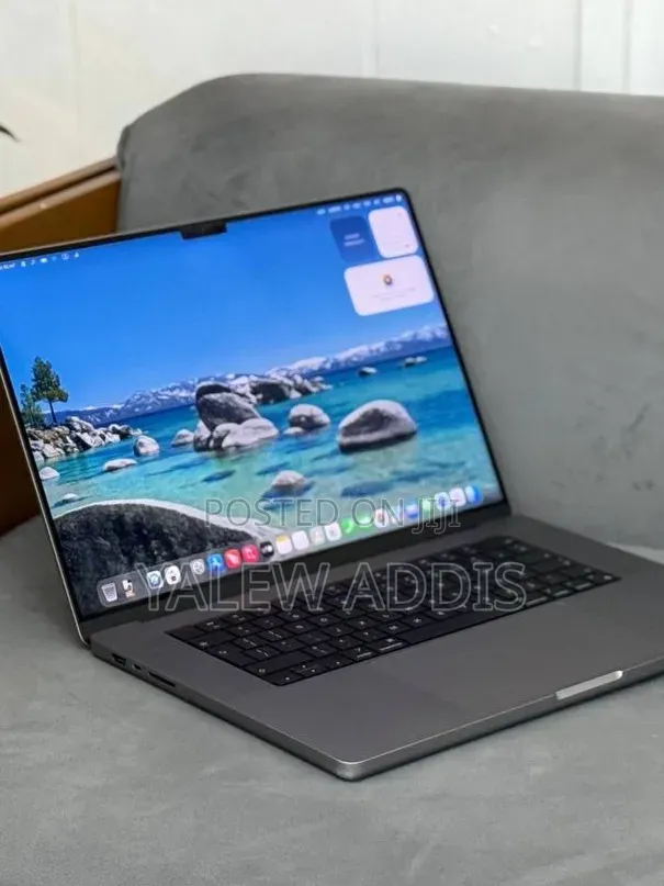 New Laptop Apple MacBook Pro 2020 M1 32GB Apple M1 SSD 512GB
