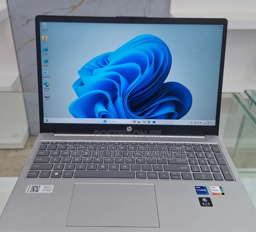 New Laptop HP Stream Notebook 16GB Intel Core i7 SSD 1T