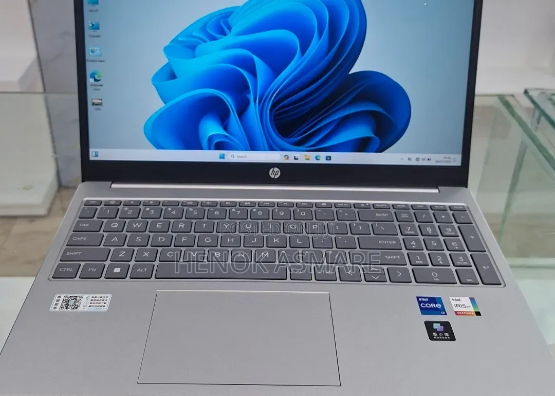 New Laptop HP Stream Notebook 16GB Intel Core i7 SSD 1T