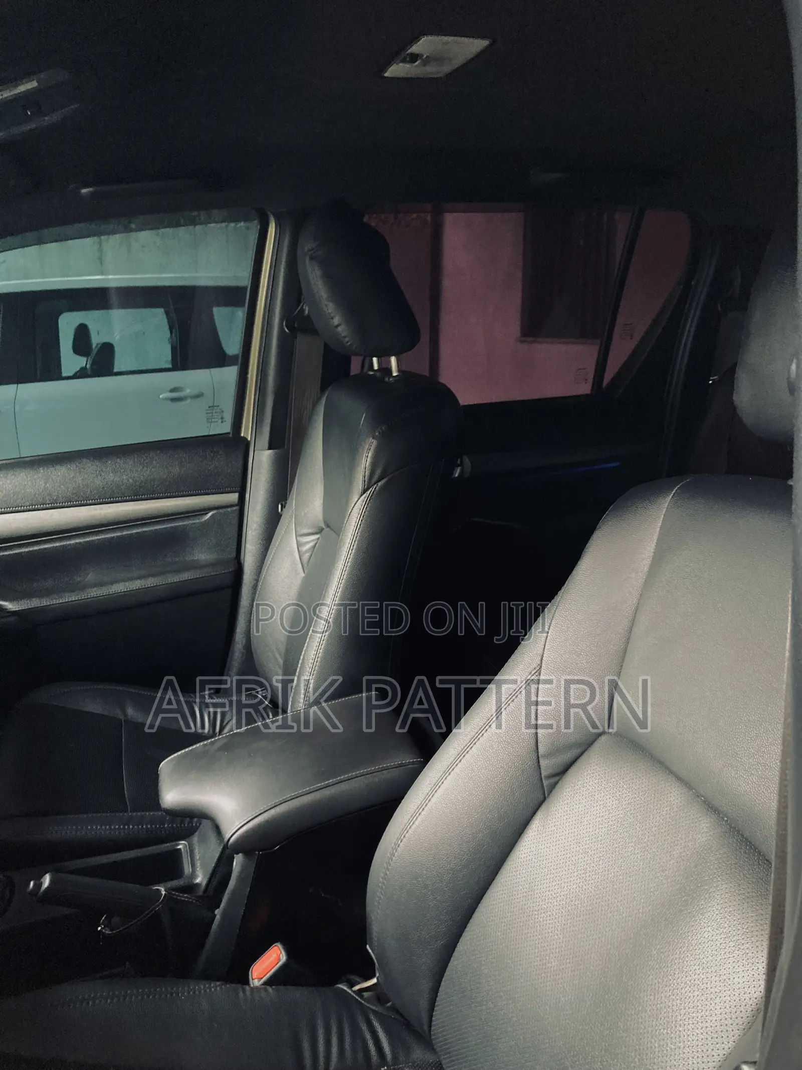 Toyota Hilux Revo Double Cab Deisel 2.8 AWD 2022