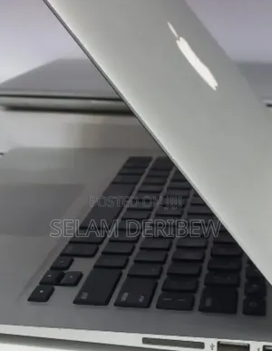 New Laptop Apple MacBook 8GB Intel Core i7 SSD 128GB