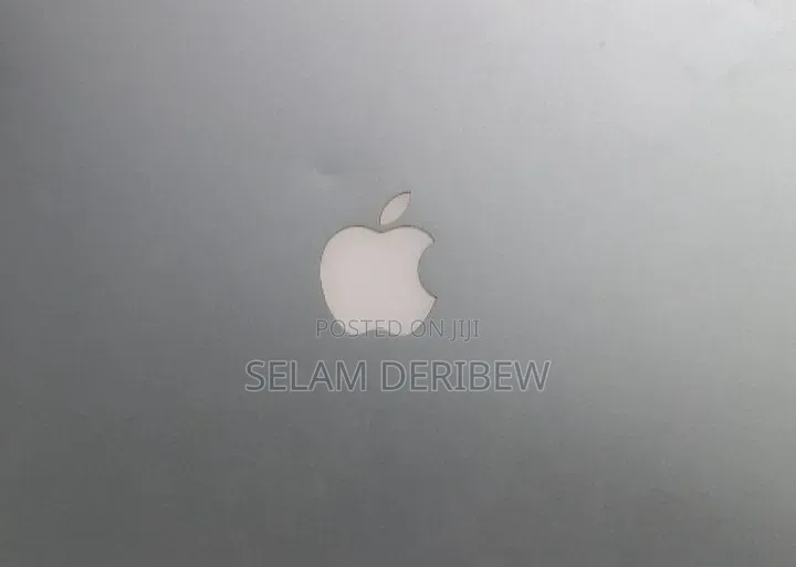 New Laptop Apple MacBook 8GB Intel Core i7 SSD 128GB