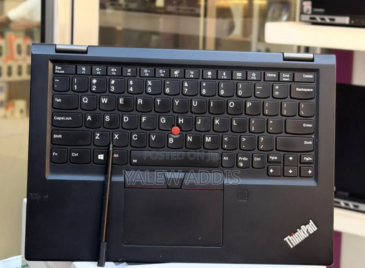 New Laptop Lenovo ThinkPad X380 Yoga 16GB Intel Core i5 SSD 512GB