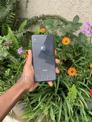Apple iPhone XS Max 64 GB Gold