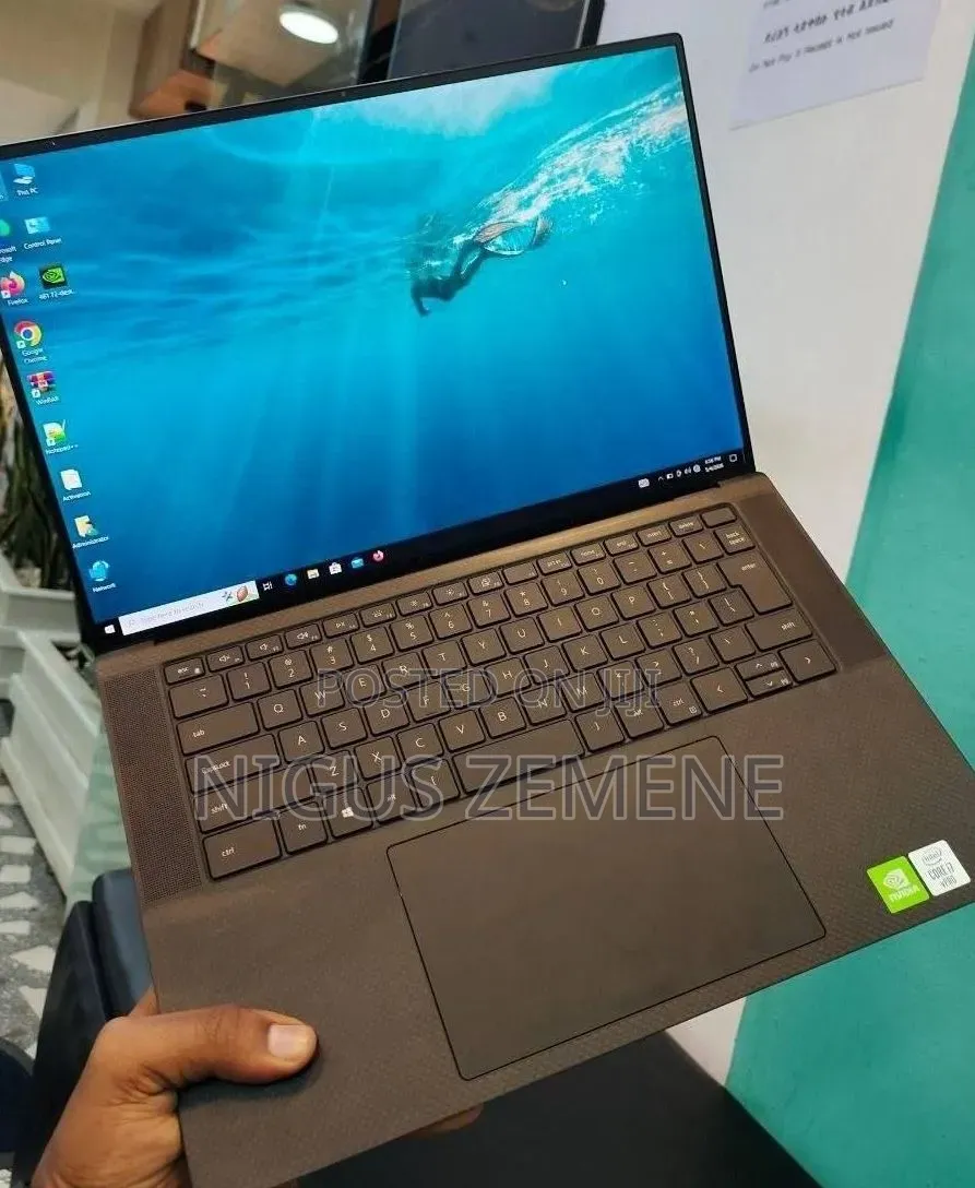 New Laptop Dell Precision 5550 16GB Intel Core i7 SSD 512GB