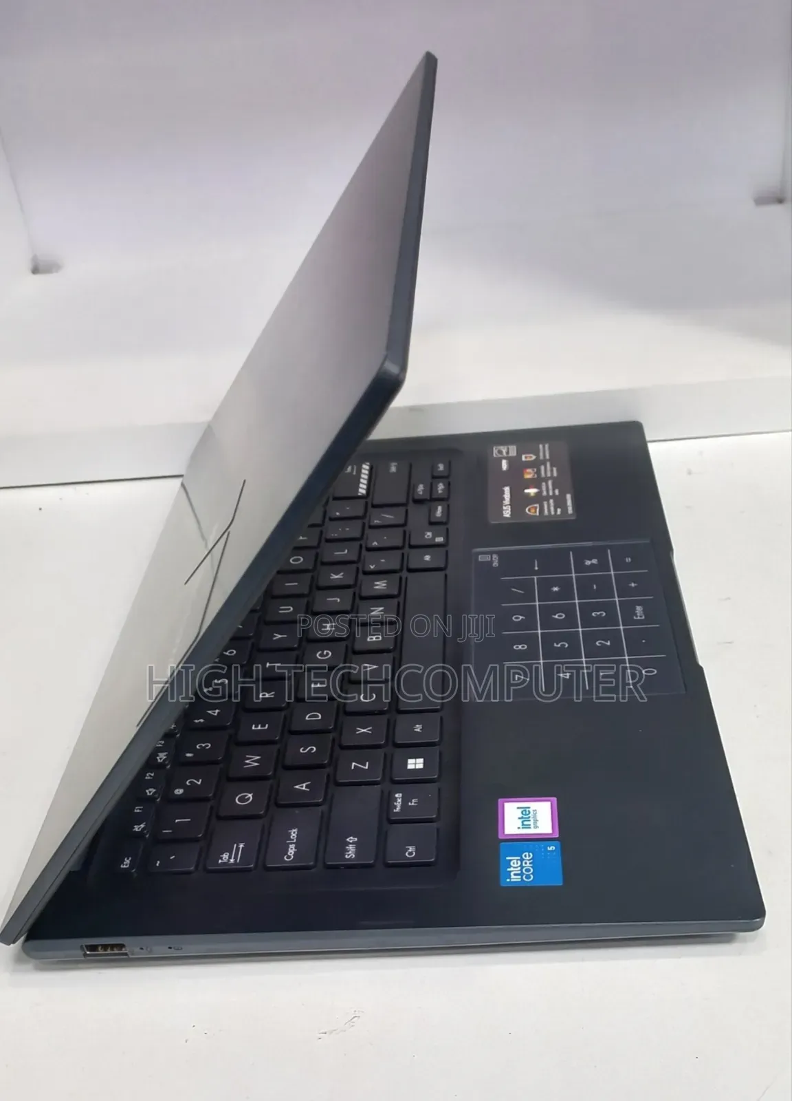New Laptop Asus VivoBook 15 X505BA 16GB Intel Core i7 SSD 512GB