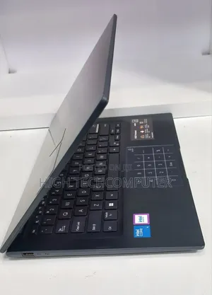New Laptop Asus VivoBook 15 X505BA 16GB Intel Core i7 SSD 512GB