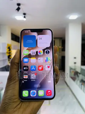Apple iPhone 13 128 GB White