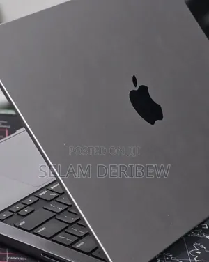 New Laptop Apple MacBook Pro 2023 M3 8GB Apple M3 SSD 512GB