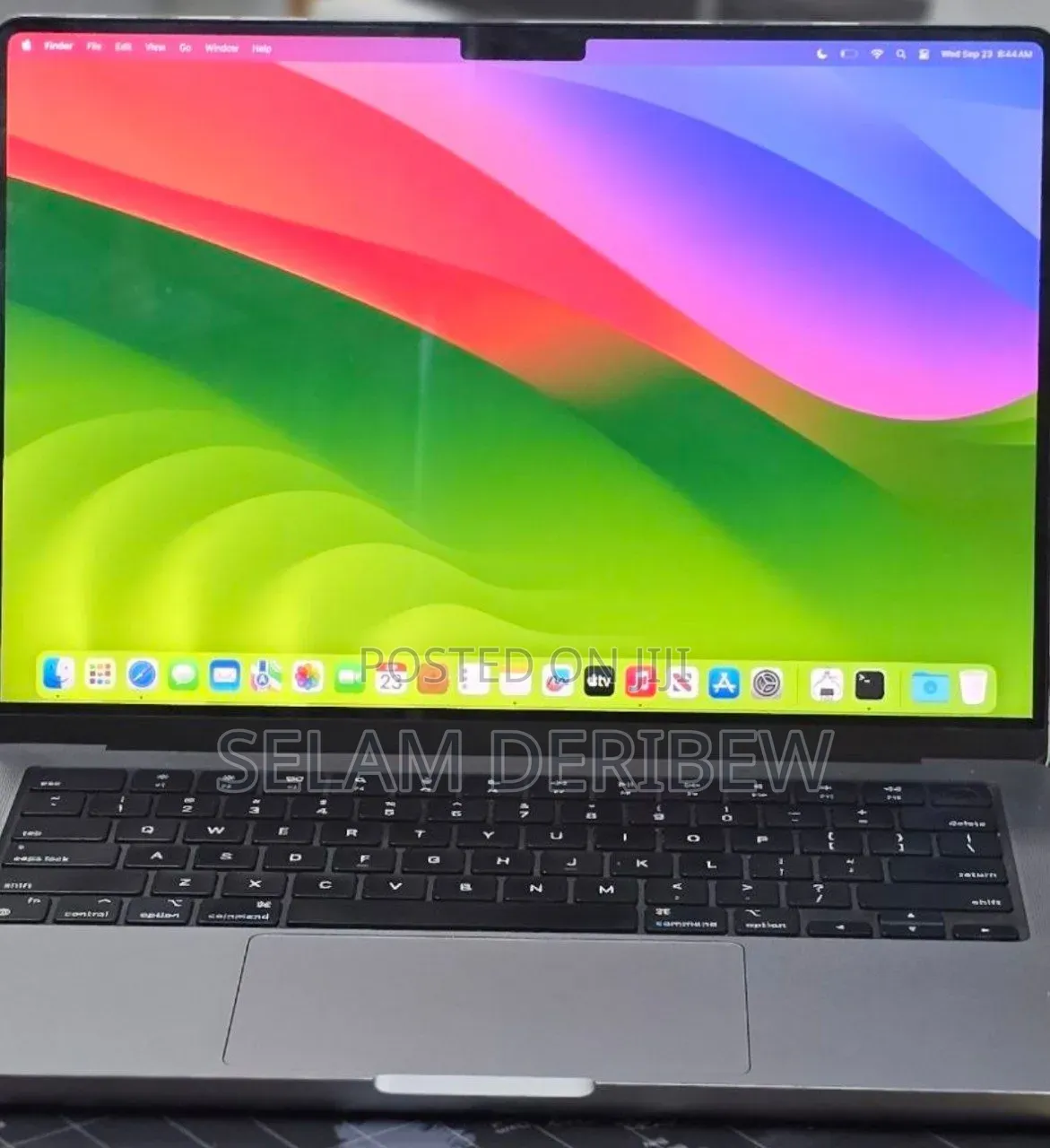 New Laptop Apple MacBook Pro 2023 M3 8GB Apple M3 SSD 512GB