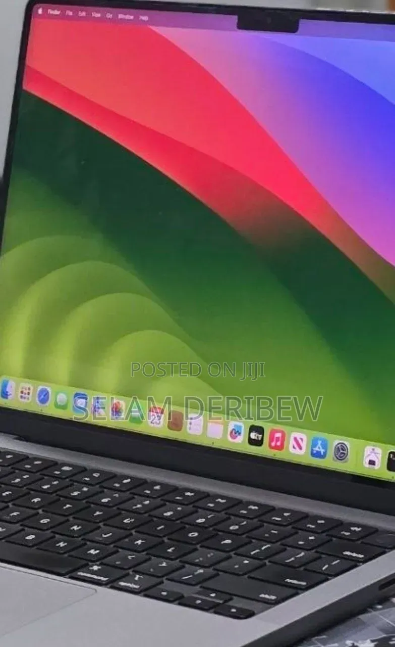 New Laptop Apple MacBook Pro 2023 M3 8GB Apple M3 SSD 512GB