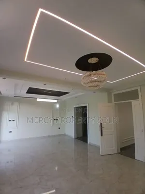 5bdrm Villa in Bole for sale