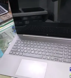 New Laptop HP Envy 17 16GB Intel Core Ultra 7 SSD 1T