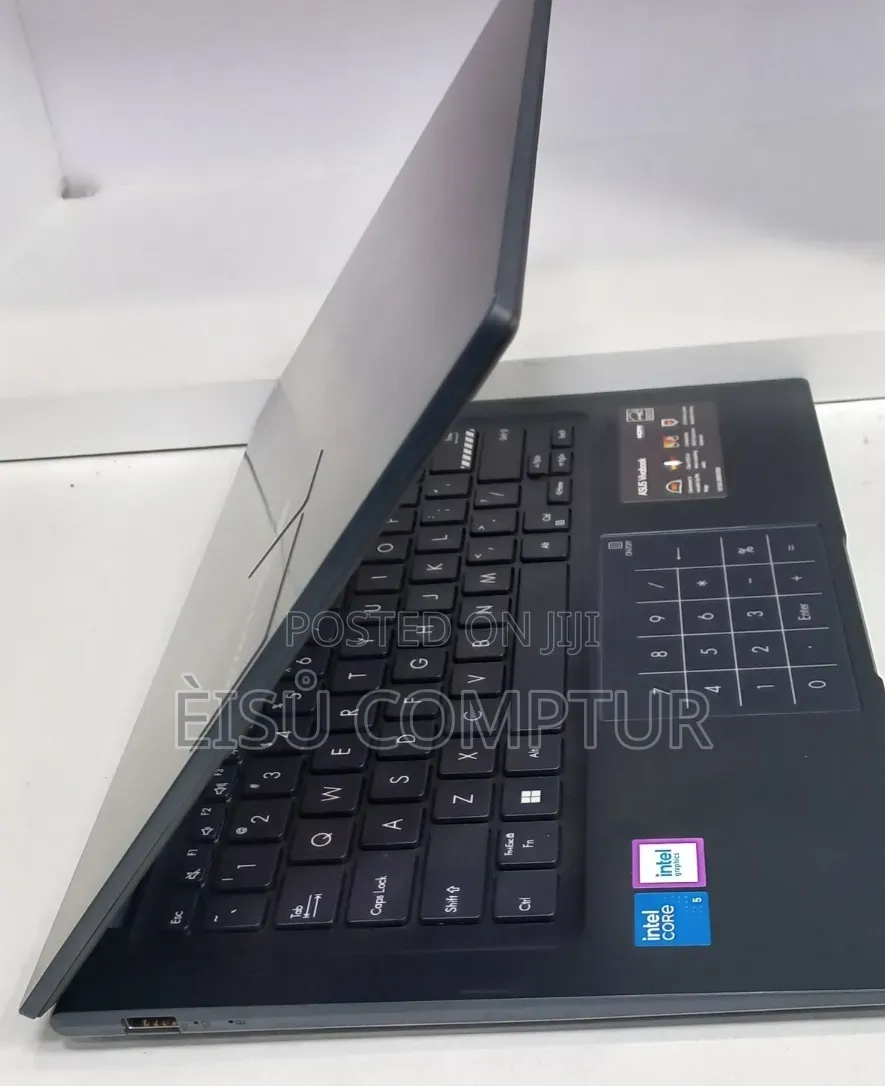 New Laptop Asus VivoBook 15 X505BA 16GB Intel Core 5 SSD 512GB