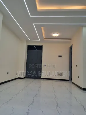 3bdrm Apartment in ሩፋኤል ቤተክርስቲያን አከባቢ, Gullele for sale