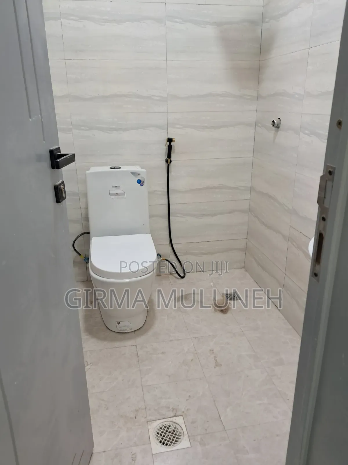 3bdrm Apartment in ሩፋኤል ቤተክርስቲያን አከባቢ, Gullele for sale