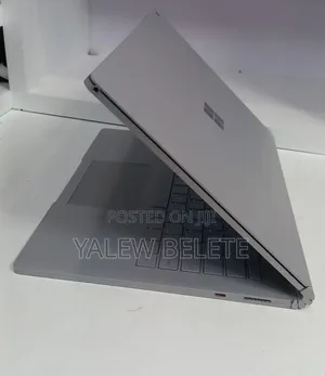 New Laptop Microsoft Surface Book 2 16GB Intel Core i7 SSD 512GB