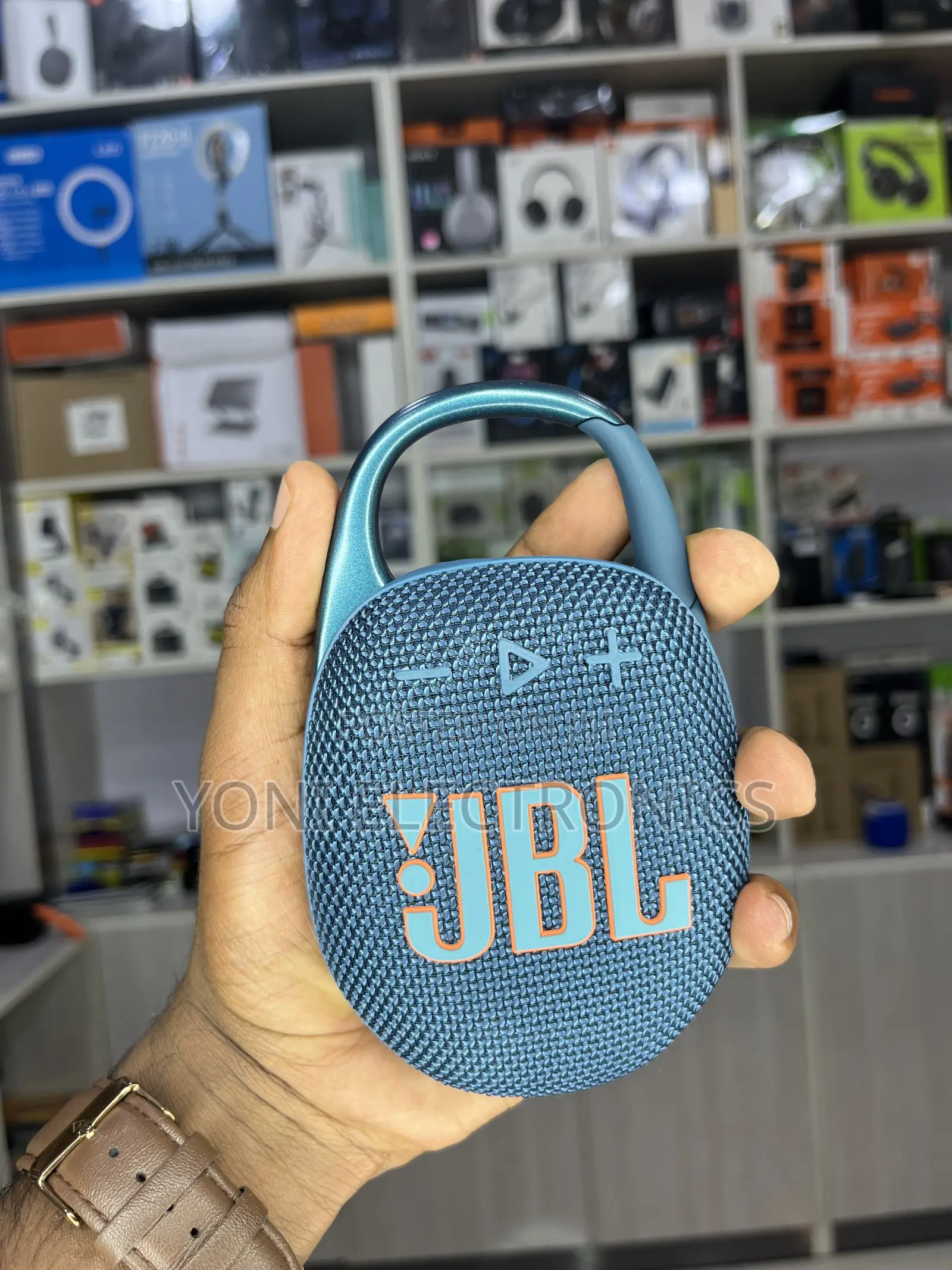 JBL Clip 5 Wireless Bluetooth Speaker With Integrated Carabiner