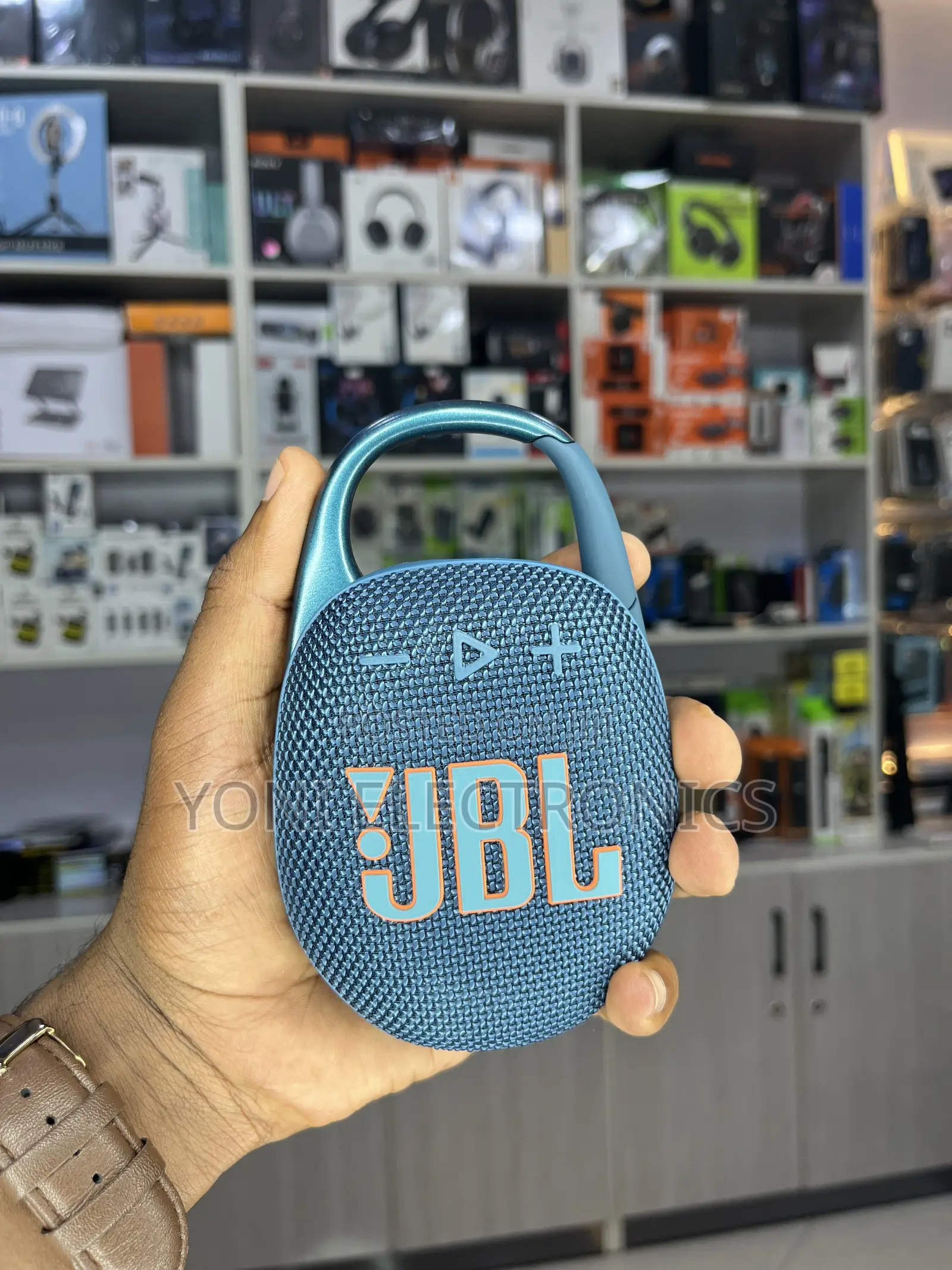 JBL Clip 5 Wireless Bluetooth Speaker With Integrated Carabiner