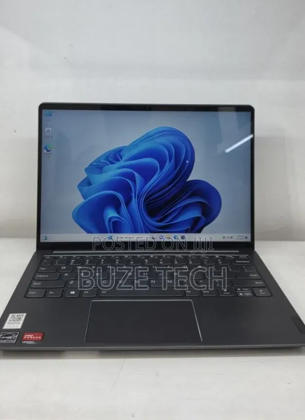 New Laptop Lenovo 16GB AMD Ryzen 7 SSD 512GB