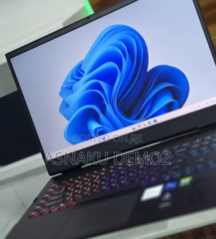 New Laptop HP Omen 17 16GB Intel Core i7 SSD 1T