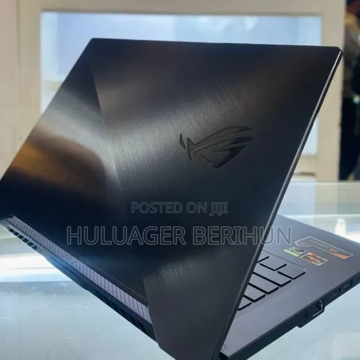 New Laptop Asus ROG Zephyrus G15 16GB AMD Ryzen 7 SSD 512GB