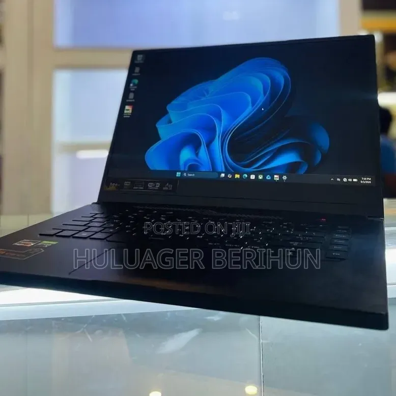New Laptop Asus ROG Zephyrus G15 16GB AMD Ryzen 7 SSD 512GB