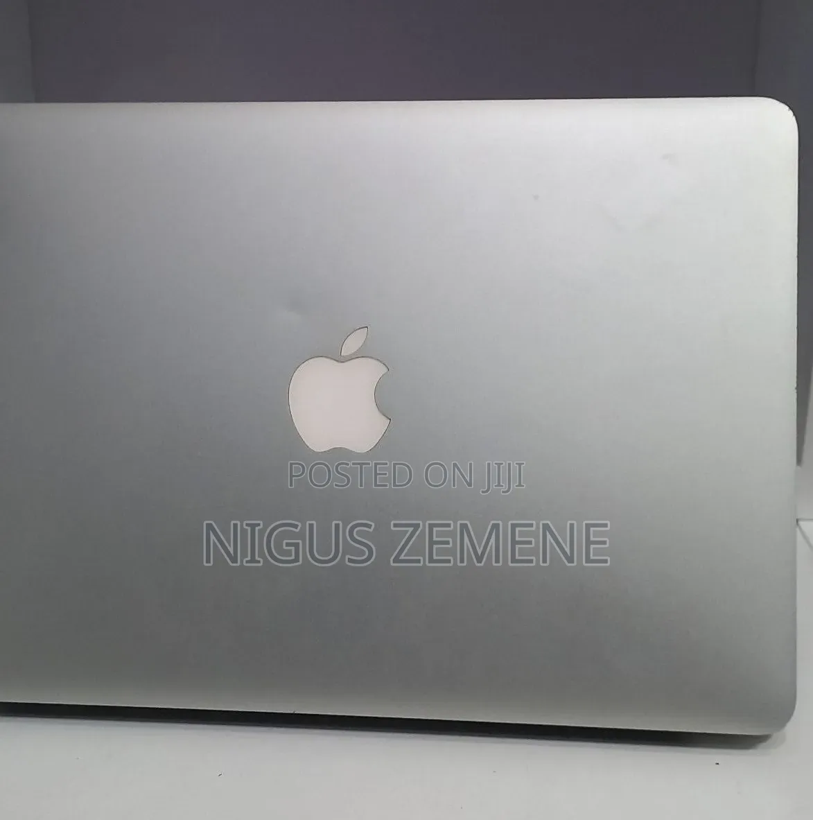 New Laptop Apple MacBook Air 2017 8GB Intel Core i7 SSD 128GB