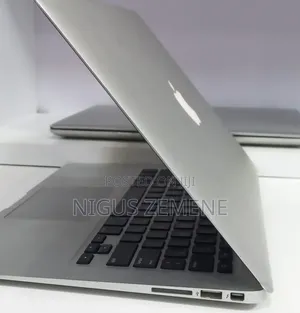 New Laptop Apple MacBook Air 2017 8GB Intel Core i7 SSD 128GB
