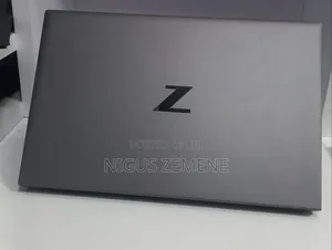 New Laptop HP ZBook Firefly G8 16GB Intel Core i7 SSD 512GB
