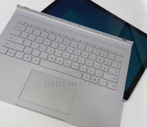 New Laptop Microsoft Surface Book 2 16GB Intel Core i7 SSD 512GB