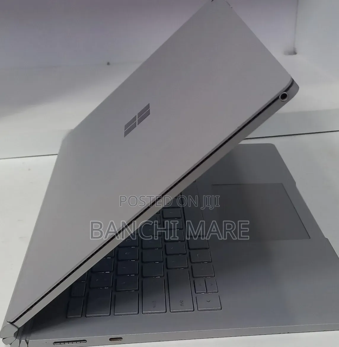 New Laptop Microsoft Surface Book 2 16GB Intel Core i7 SSD 512GB