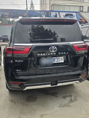 Toyota Land Cruiser 2025 Black