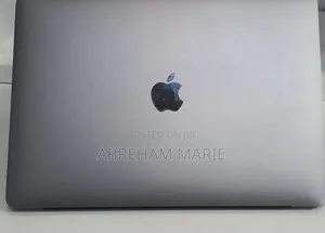 New Laptop Apple MacBook Pro 2020 M1 8GB Apple M1 Pro SSD 256GB
