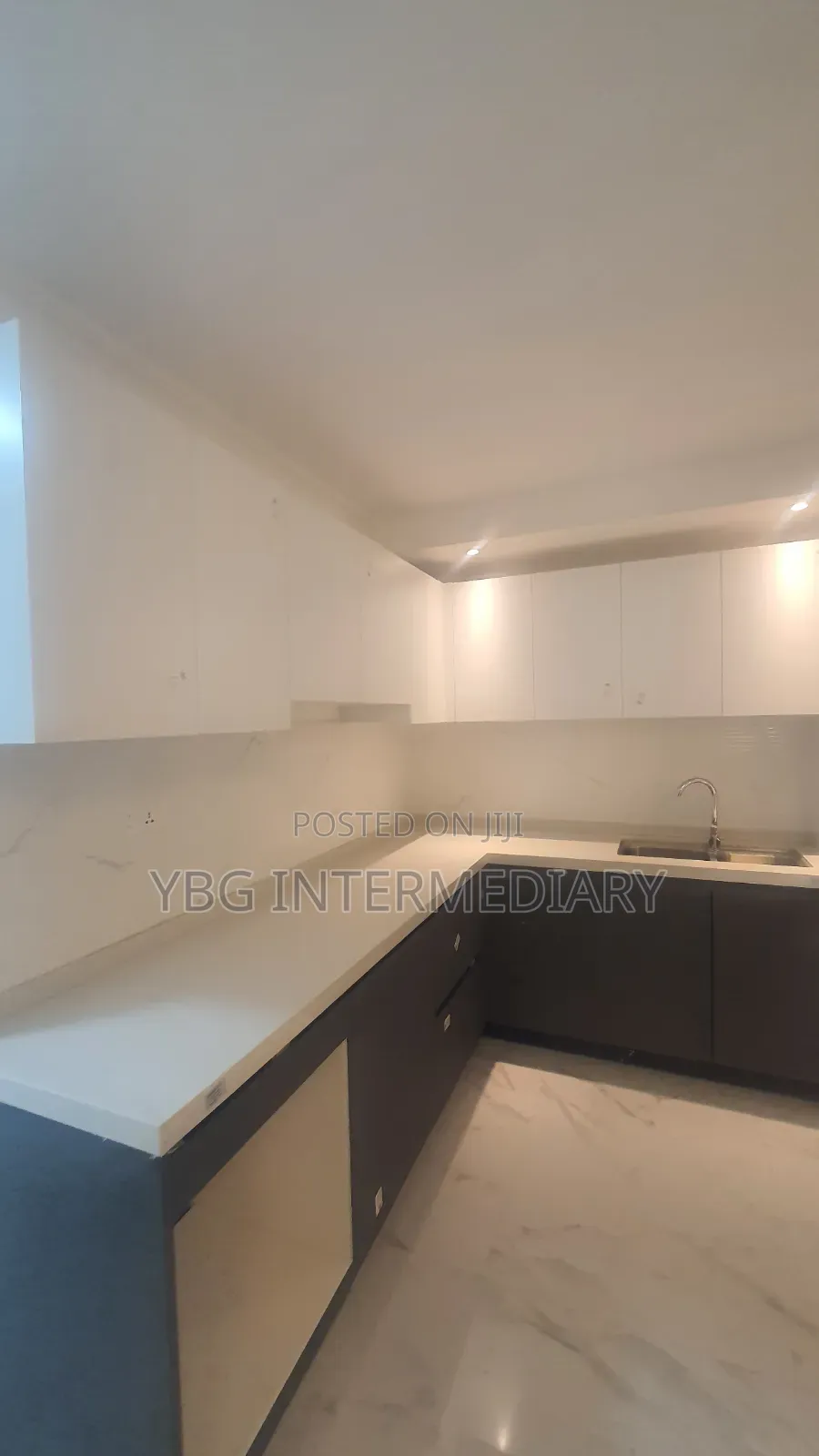 Furnished 2bdrm Apartment in Phison R.Estate, Yeka for sale