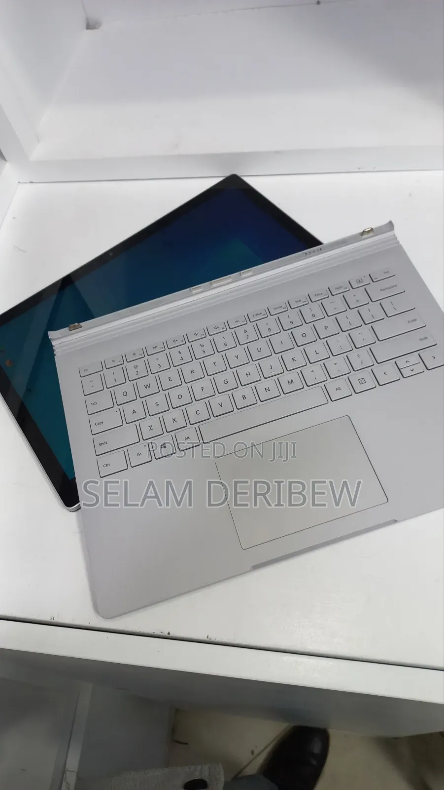 New Laptop Microsoft Surface Book 2 16GB Intel Core i7 SSD 512GB