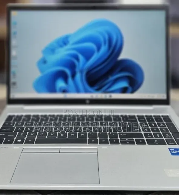 New Laptop HP EliteBook 850 G8 16GB Intel Core i5 SSD 512GB
