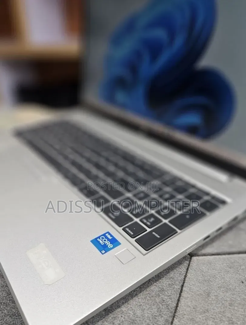 New Laptop HP EliteBook 850 G8 16GB Intel Core i5 SSD 512GB