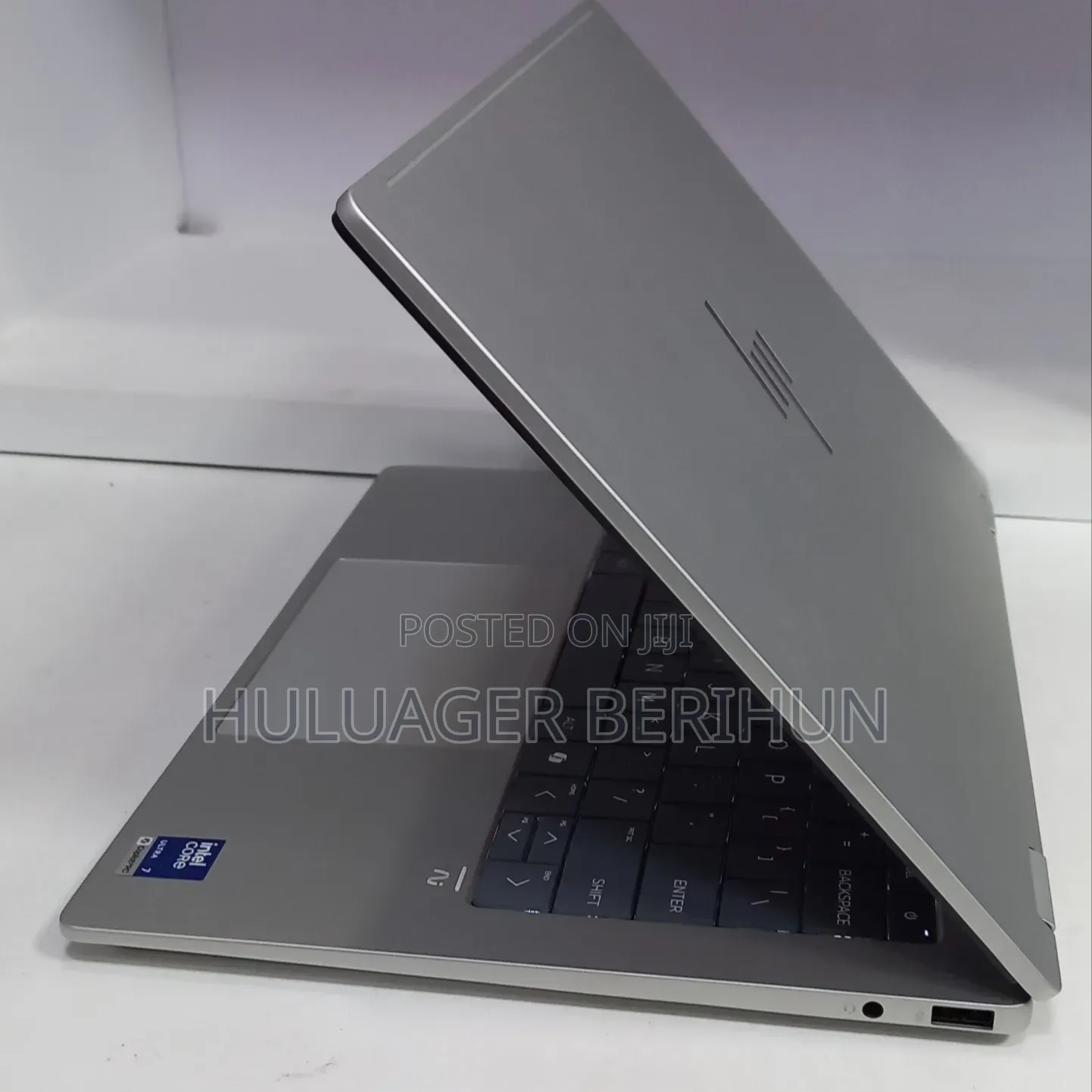 New Laptop HP OmniBook X Flip 14" 16GB Intel Core Ultra 7 SSD 1T