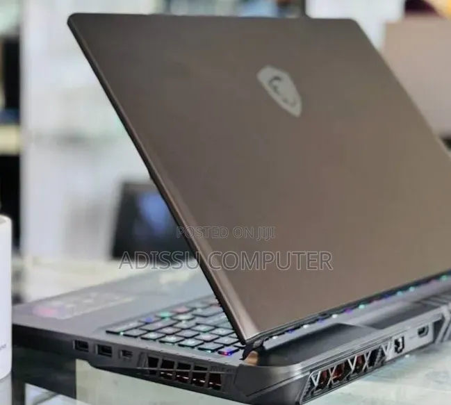 New Laptop MSI Vector GP68 HX 13V 32GB Intel Core i9 SSD 1T