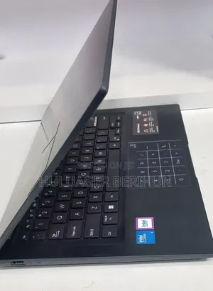New Laptop Asus Vivobook 14 16GB Intel Core i5 SSD 512GB