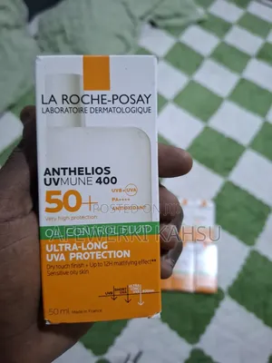 La Roche-Posay Anthelios UVMune 400 Oil Control Fluid SPF50+ Sunscreen