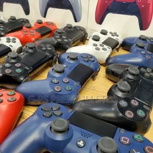 Original PlayStation 4 Joystick | ዋስትና ያለው በፈለጉት ከለር መርጠው መውሰድ ይችላሉ
