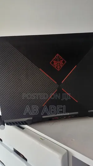 Laptop HP Omen 15 16GB Intel Core i5 HDD+SSD 512GB