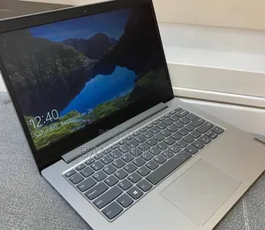 New Laptop Lenovo IdeaPad 1 4GB Intel Core i5 SSD 60GB