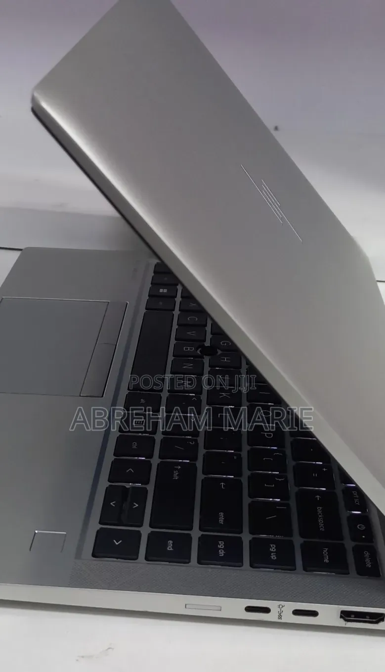 New Laptop HP EliteBook 845 G8 16GB AMD Ryzen 5 SSD 512GB