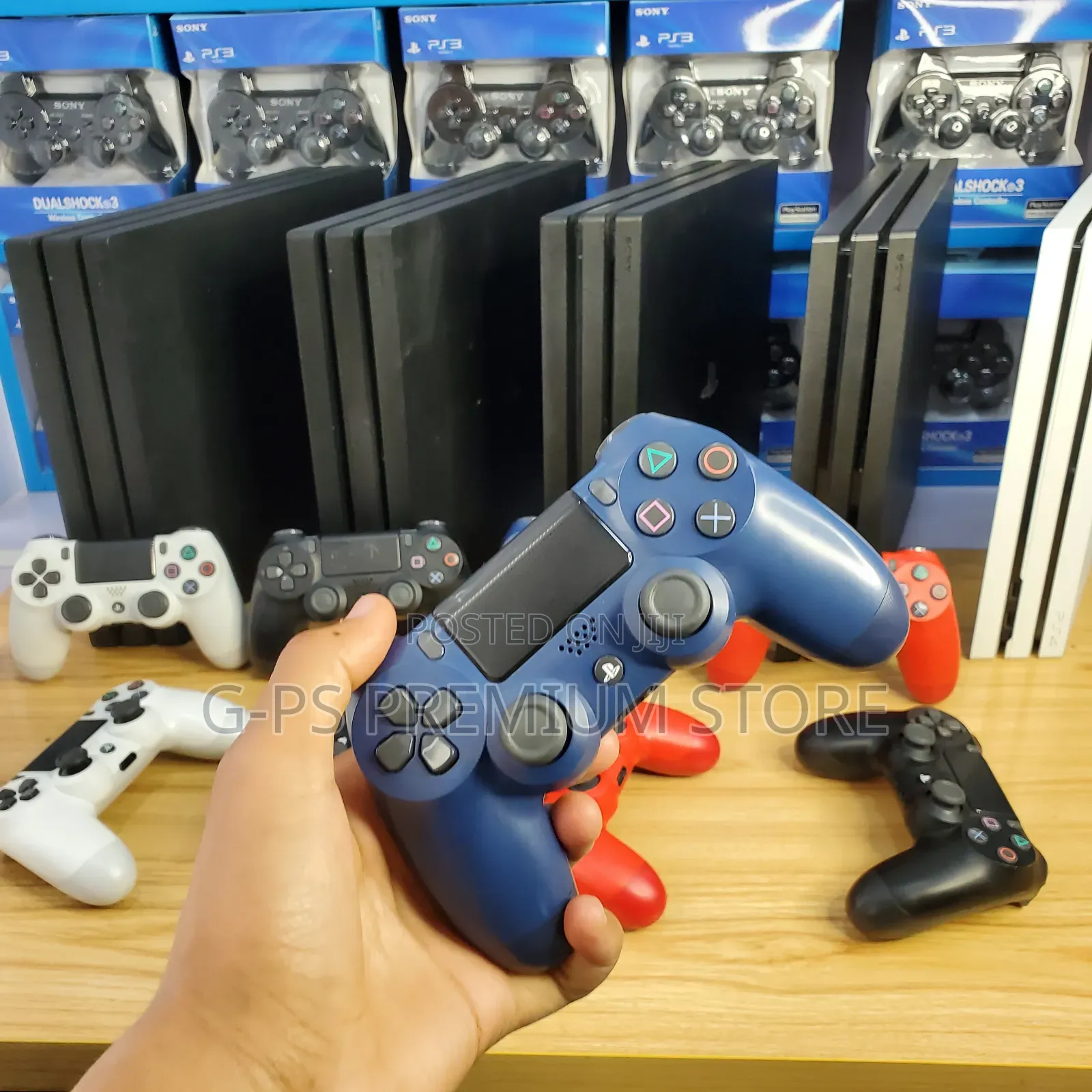 PS4 Pro Jailbreak 10 Games 2 Joystick ከዱባይ በፈለጉት ከለር መርጠው መውሰድ ይችላሉ